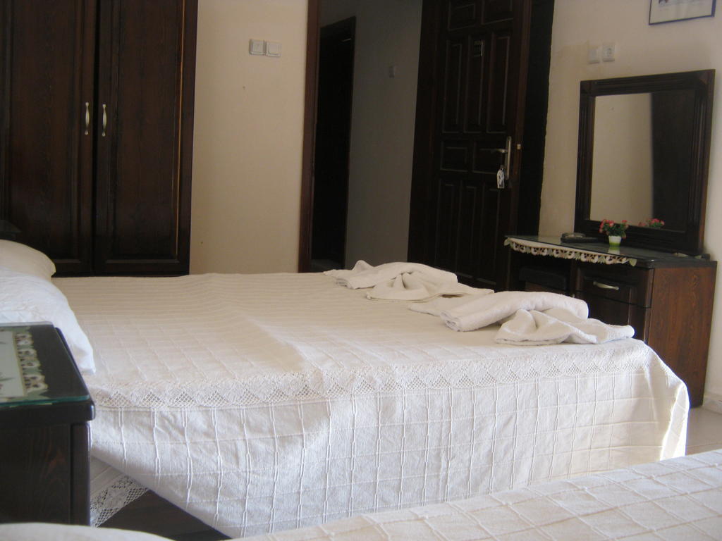 Otel Delfin 3*